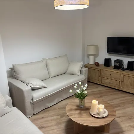 Cruz Conde Guiris Apartment Cordoba